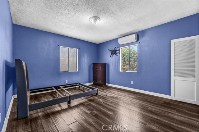 Detail Gallery Image 12 of 28 For 6418 Makee Ave, Los Angeles,  CA 90001 - 4 Beds | 2 Baths
