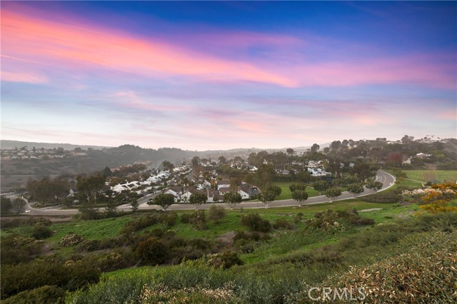 Front Image Thumbnail for CROC25275924