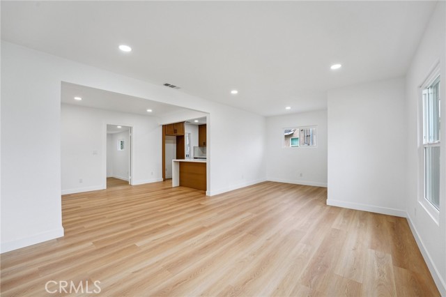 Detail Gallery Image 6 of 32 For 1634 Turrill, San Bernardino,  CA 92411 - 3 Beds | 3 Baths