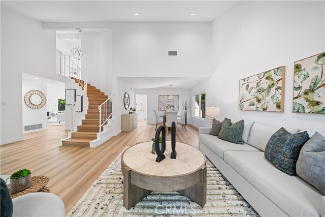 24861 Camberwell Street, Laguna Hills CA: https://media.crmls.org/medias/cadf7cfb-0289-466c-b282-f93a52c7d973.jpg