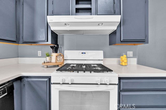 Detail Gallery Image 42 of 43 For 21276 White Pine Dr #16,  Tehachapi,  CA 93561 - 3 Beds | 2 Baths