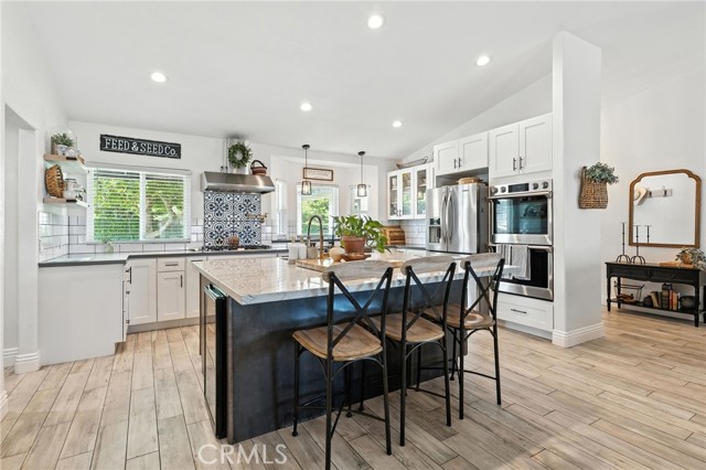 Detail Gallery Image 12 of 75 For 17940 Copper Queen Ln, Perris,  CA 92570 - 8 Beds | 3/1 Baths