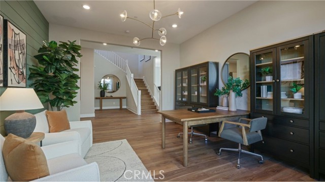 Detail Gallery Image 13 of 35 For 24228 Calle Oruga, Valencia,  CA 91354 - 4 Beds | 3/1 Baths