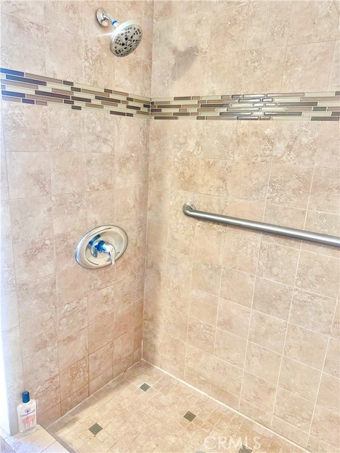 Detail Gallery Image 23 of 29 For 801 E 1st St #17,  Long Beach,  CA 90802 - 1 Beds | 1 Baths