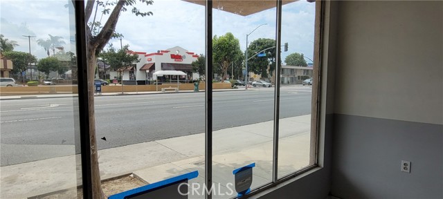 6184 Atlantic Avenue, Long Beach, California 90805, ,Commercial Sale,For Sale,6184 Atlantic Avenue,CRDW25117497