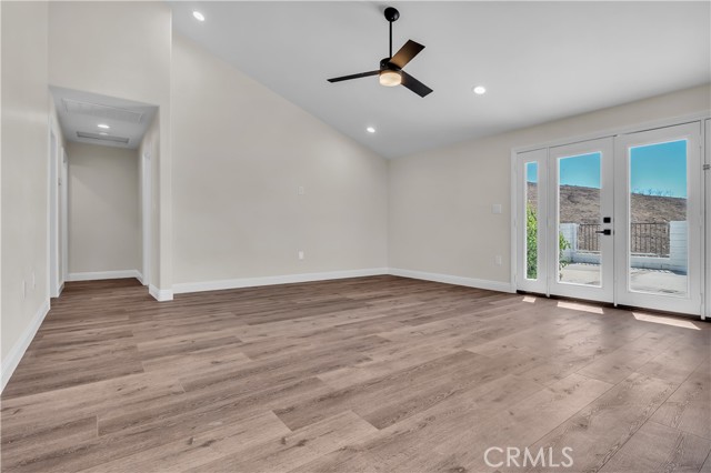 Detail Gallery Image 7 of 45 For 12524 Chanute St, Pacoima,  CA 91331 - 3 Beds | 3 Baths