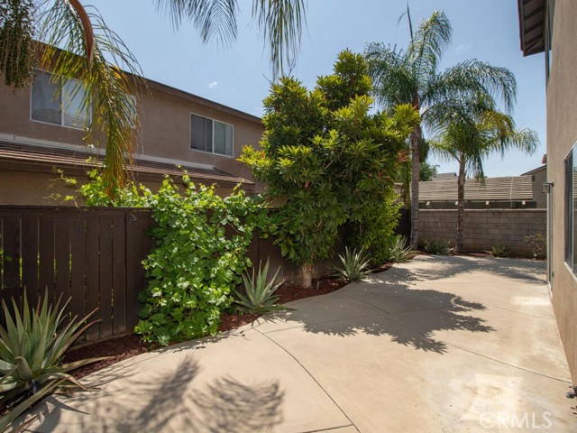Image 33 of 57 For 26230 Monticello Way