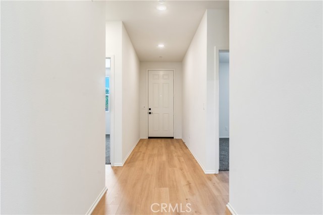 Detail Gallery Image 8 of 24 For 13739 Mesa View, Victorville,  CA 92392 - 4 Beds | 2 Baths