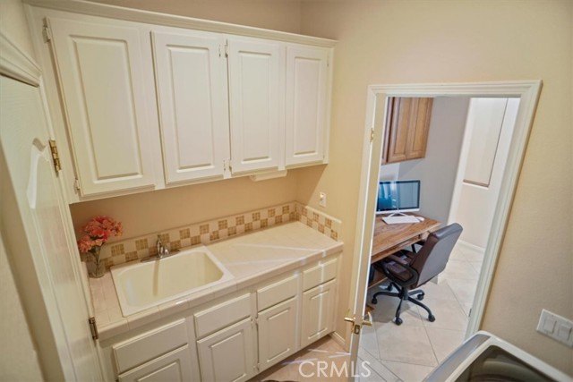 Detail Gallery Image 13 of 28 For 22025 Lytle Ct, Saugus,  CA 91390 - 4 Beds | 2 Baths