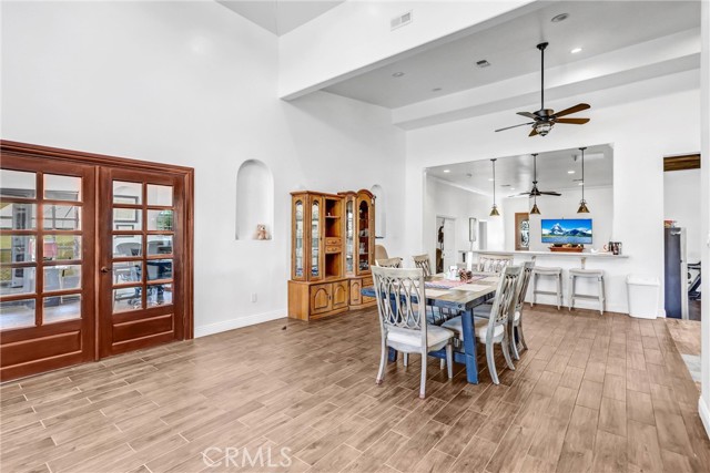 Detail Gallery Image 7 of 52 For 1048 S Willow, West Covina,  CA 91790 - 4 Beds | 3 Baths