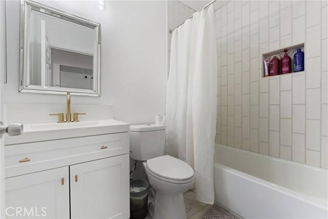 Detail Gallery Image 7 of 17 For 2980 Alta View Dr #204,  San Diego,  CA 92139 - 2 Beds | 1 Baths