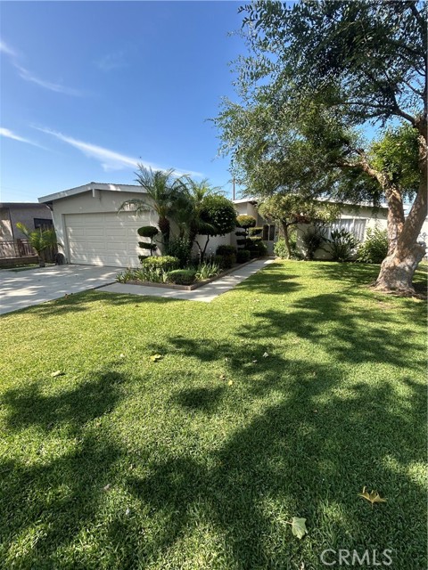 14261 Beckner Street, La Puente CA: https://media.crmls.org/medias/cae50f1f-0a62-478e-8406-ee24c87530e0.jpg
