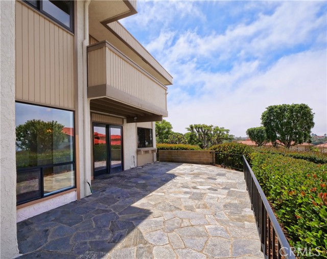 24 Peartree Lane, Rolling Hills Estates, California 90274, 3 Bedrooms Bedrooms, ,2 BathroomsBathrooms,Residential,Sold,Peartree,PV22104404