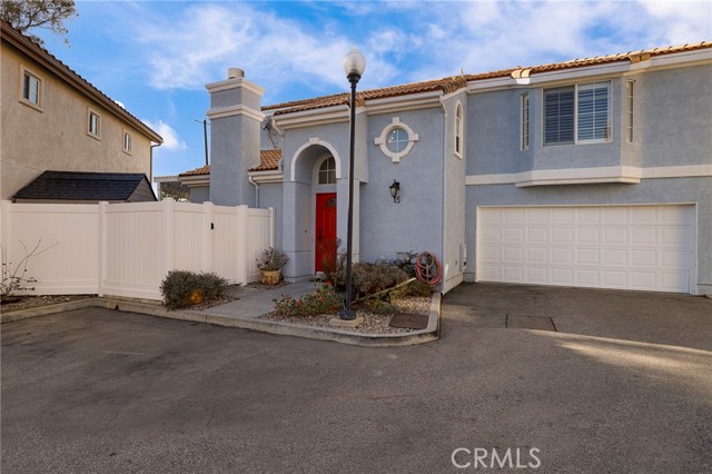 Detail Gallery Image 2 of 35 For 13775 Glenoaks Bld #15,  Sylmar,  CA 91342 - 3 Beds | 2/1 Baths