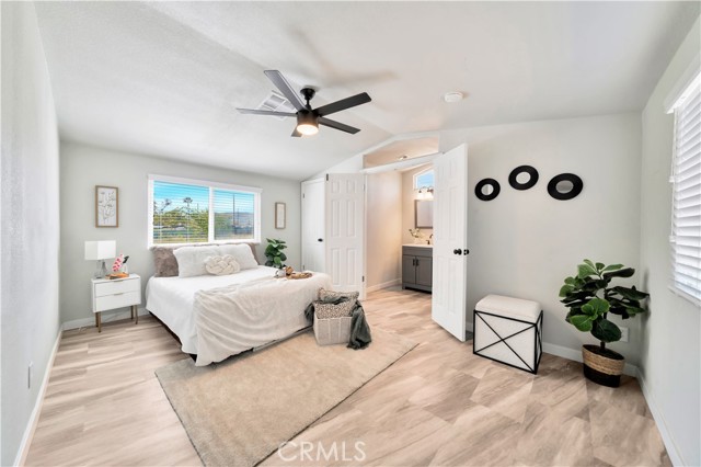 Detail Gallery Image 14 of 30 For 24300 State Highway 74, Perris,  CA 92570 - 2 Beds | 2 Baths