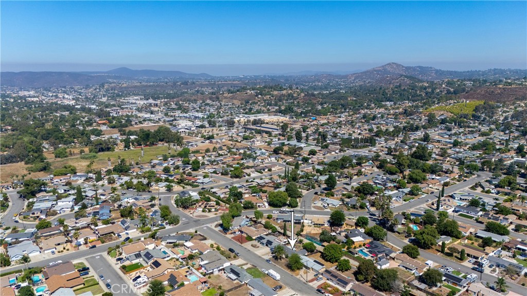https://media.crmls.org/medias/cae62499-43db-4339-8d0c-704170e14aef.jpg?preset=X-Large