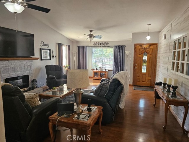 Detail Gallery Image 14 of 57 For 1509 Princeton Ave, Madera,  CA 93637 - 3 Beds | 1/1 Baths
