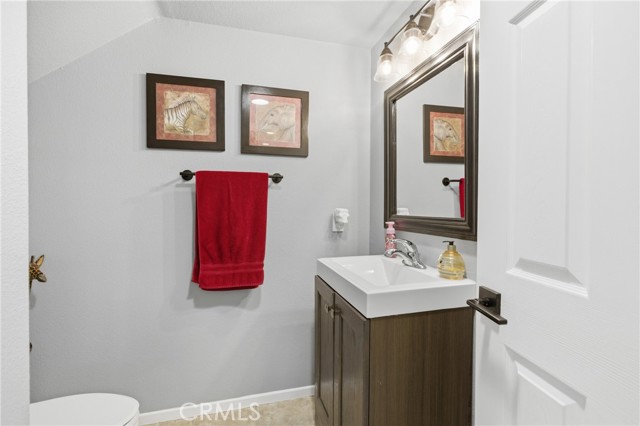 Detail Gallery Image 18 of 40 For 32661 Clearvail Dr, Temecula,  CA 92592 - 4 Beds | 2/1 Baths