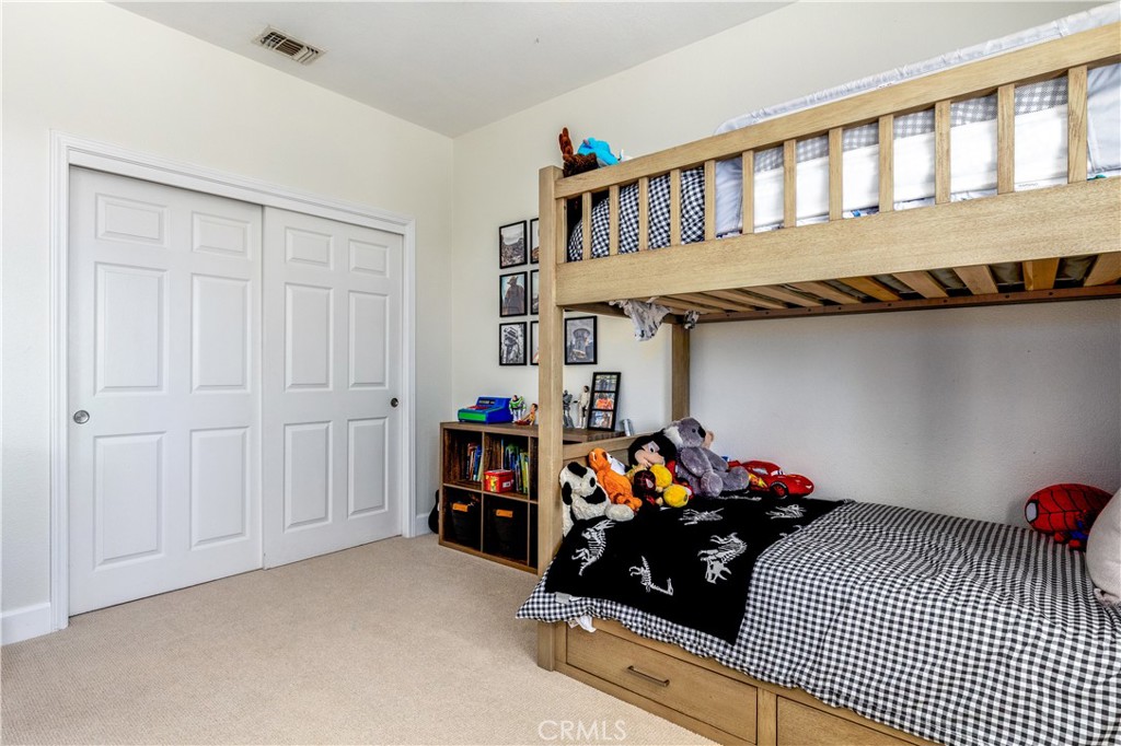 1307 Crown Way