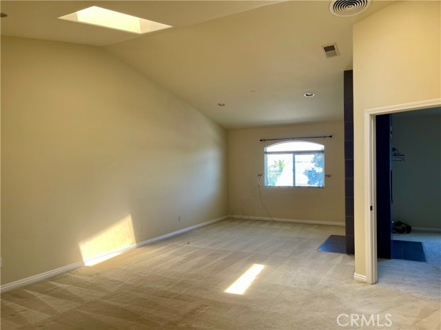 Detail Gallery Image 10 of 22 For 2223 Grant Ave #B,  Redondo Beach,  CA 90278 - 3 Beds | 2/1 Baths