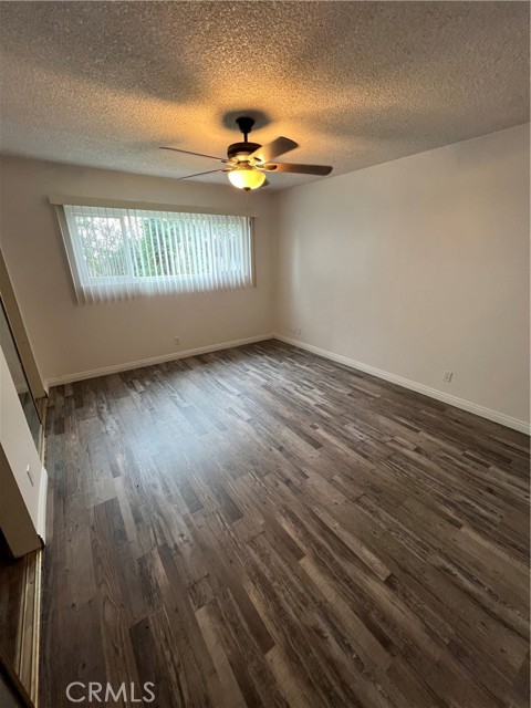 Detail Gallery Image 8 of 16 For 11764 Sutter Ave, Yucaipa,  CA 92399 - 5 Beds | 4 Baths