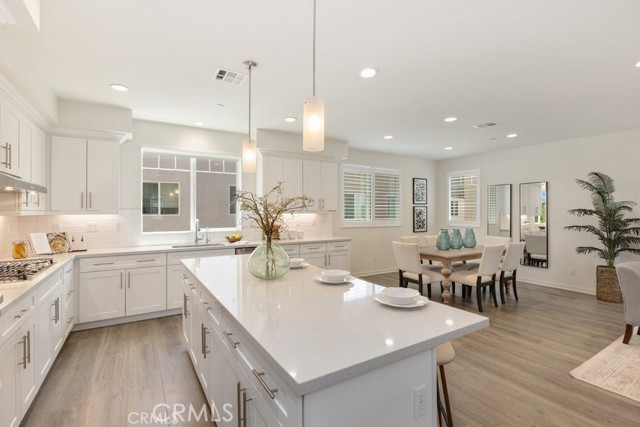 542 Cultivate, Irvine CA: https://media.crmls.org/medias/cae6cd12-0375-4878-bf38-68d690842075.jpg