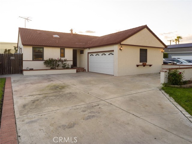 1343 S Jefferson Ave, Fullerton, CA 92832