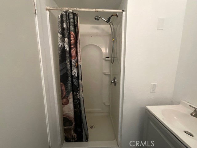https://media.crmls.org/medias/cae835fd-cb6c-4dd2-a1b9-cdf3bca9dd03.jpg?preset=X-Large
