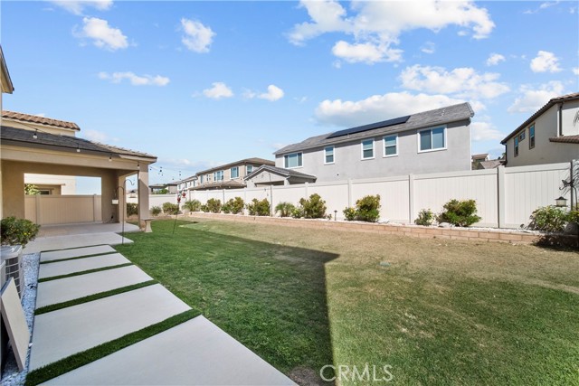 Detail Gallery Image 44 of 56 For 17715 Hillside, Canyon Country,  CA 91350 - 4 Beds | 4 Baths