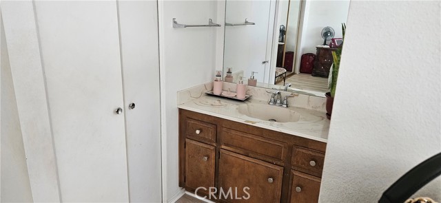Detail Gallery Image 19 of 26 For 2431 El Rancho Cir, Hemet,  CA 92545 - 2 Beds | 2 Baths