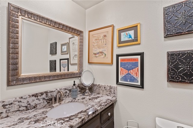 Detail Gallery Image 11 of 49 For 27847 St Bernard Ln, Lake Arrowhead,  CA 92352 - 3 Beds | 3 Baths