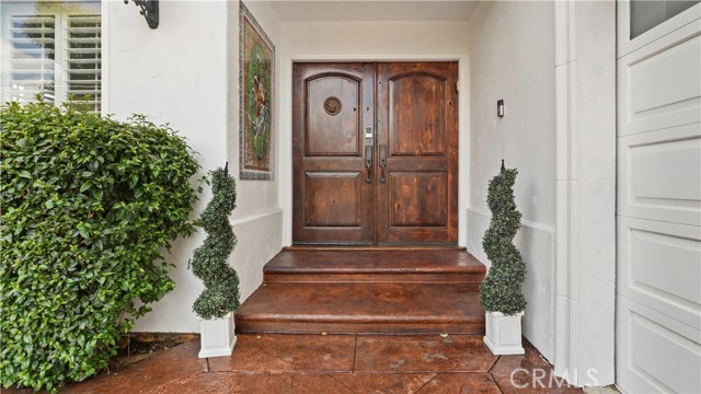 Detail Gallery Image 6 of 50 For 5128 Avenida Hacienda, Tarzana,  CA 91356 - 5 Beds | 4 Baths