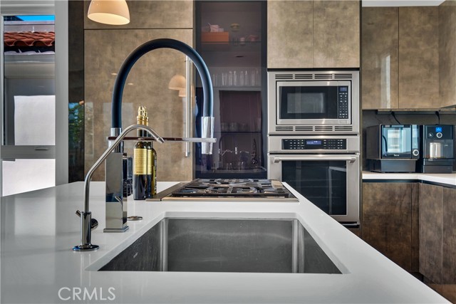 Detail Gallery Image 22 of 73 For 719 1st Pl, Hermosa Beach,  CA 90254 - 4 Beds | 4 Baths