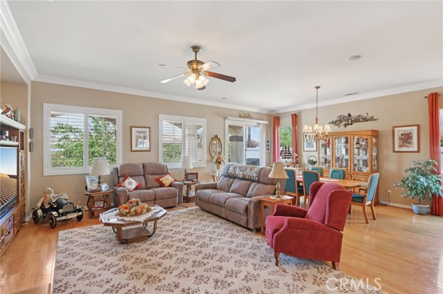 5206 Corte del Cabo, Hemet CA: https://media.crmls.org/medias/caec3344-e181-4261-90ee-86410ef57235.jpg