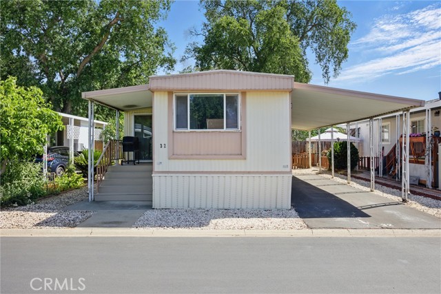 Detail Gallery Image 2 of 22 For 982 E Lassen Ave #32,  Chico,  CA 95973 - 2 Beds | 1 Baths