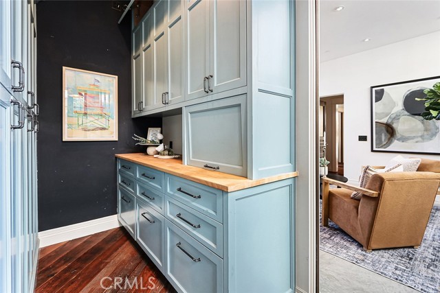3208 Agnes Road, Manhattan Beach CA: https://media.crmls.org/medias/caec7659-a70e-4c2b-b8eb-420f0e743508.jpg