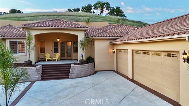 Detail Gallery Image 5 of 51 For 9805 Steelhead Rd, Paso Robles,  CA 93446 - 3 Beds | 3/1 Baths