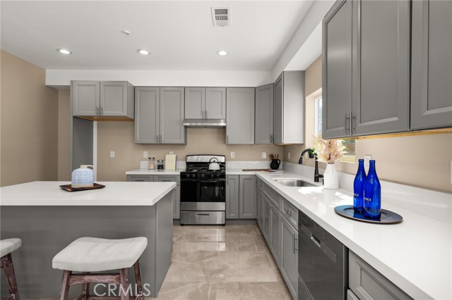 566 N Marvin, San Bernardino CA: https://media.crmls.org/medias/caee4c1c-cfaf-46af-ad21-ea99e368e42a.jpg