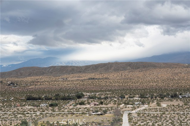 Detail Gallery Image 9 of 66 For 71690 Channel Run Road, Desert Hot Springs,  CA 92241 - – Beds | – Baths