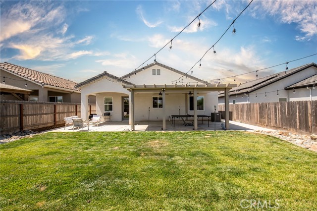 511 Timberline S Way, Madera CA: https://media.crmls.org/medias/caefa45a-8d4a-4795-81b3-721f7263066c.jpg
