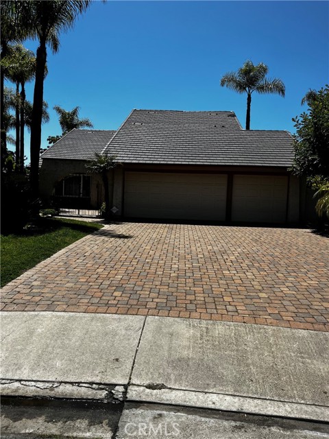 MLS# OC24039385
