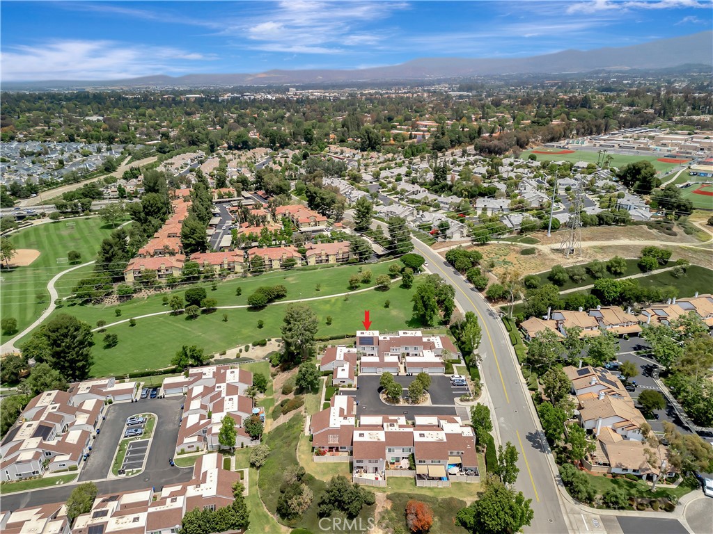 https://media.crmls.org/medias/caf0a951-61f2-4017-8df2-aff43cb3fe11.jpg?preset=X-Large