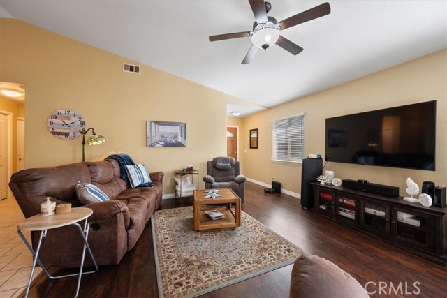 Detail Gallery Image 7 of 33 For 960 Las Tunas, Morro Bay,  CA 93442 - 3 Beds | 2 Baths