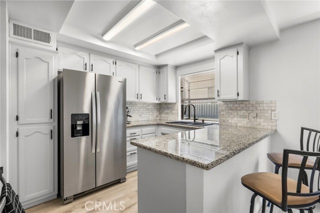 Detail Gallery Image 10 of 37 For 11274 Morrison St #2,  North Hollywood,  CA 91601 - 2 Beds | 2/1 Baths