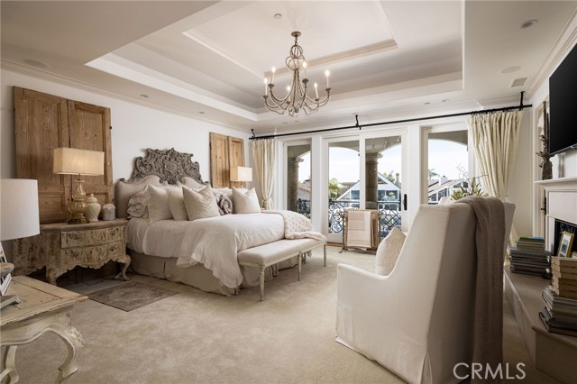 Detail Gallery Image 18 of 38 For 16111 Santa Barbara Ln, Huntington Beach,  CA 92649 - 4 Beds | 5/1 Baths