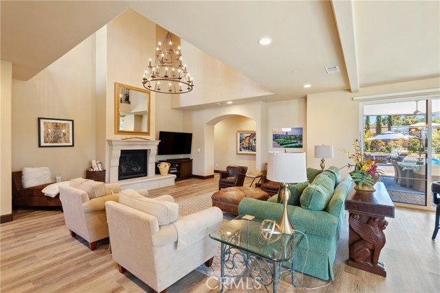 Detail Gallery Image 7 of 49 For 9300 via Castillo, Atascadero,  CA 93422 - 4 Beds | 2/1 Baths