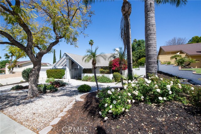 Detail Gallery Image 2 of 43 For 6188 Wimbledon Dr, Riverside,  CA 92506 - 4 Beds | 2 Baths