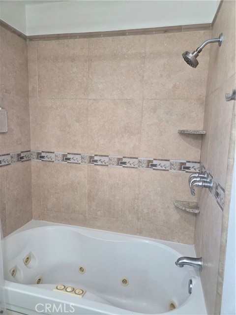 Detail Gallery Image 13 of 34 For 1107 W Memory Ln 6c,  Santa Ana,  CA 92706 - 2 Beds | 1/1 Baths