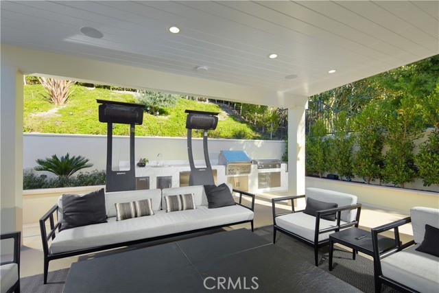 Detail Gallery Image 19 of 42 For 1 Elk Grove Ln, Laguna Niguel,  CA 92677 - 5 Beds | 5/2 Baths