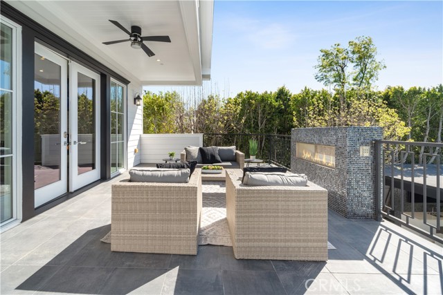 Detail Gallery Image 36 of 59 For 17528 Jayden Ln, Encino,  CA 91316 - 7 Beds | 10/1 Baths